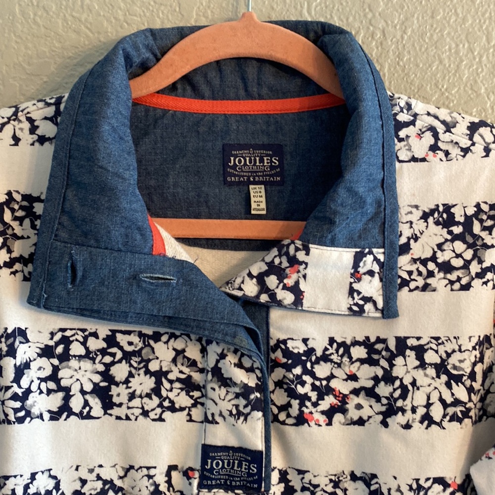Ladies soft & thin sweatshirt  Brand - JOULES. Size 8 only warn once
